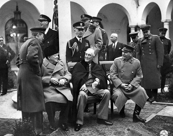 Ялтинская (Крымская) конференция союзных держав, 1945 год Ялтинская (Крымская) конференция союзных держав, 1945 год - Sputnik Латвия