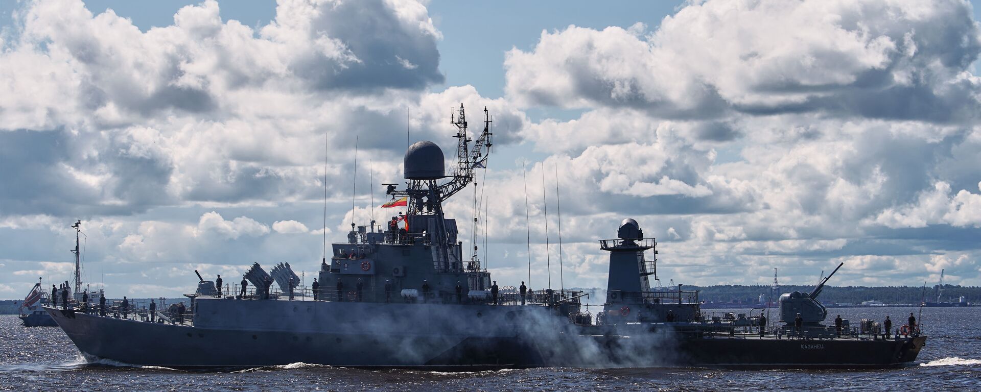 Репетиция парада в честь Дня Военно-морского флота - Sputnik Латвия, 1920, 23.10.2023