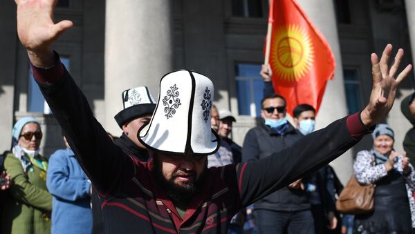 Протесты в Киргизии - Sputnik Латвия