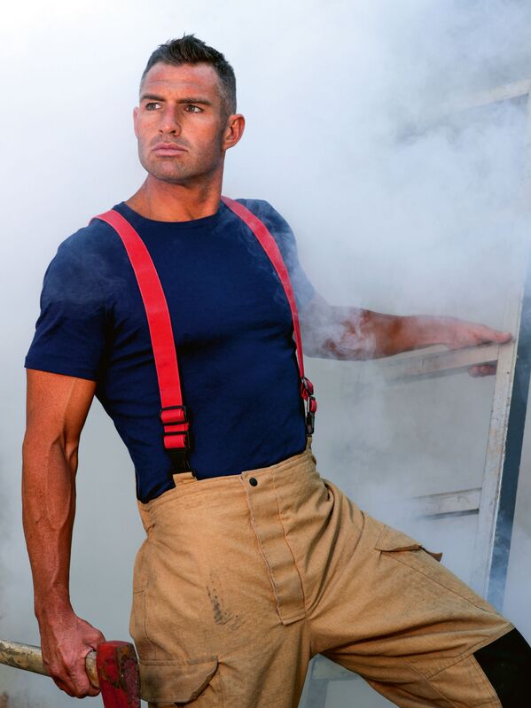 Снимок Rob из австралийского календаря пожарных Australian Firefighters Calendar 2021 Снимок Rob из австралийского календаря пожарных Australian Firefighters Calendar 2021 - Sputnik Латвия