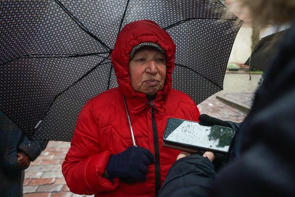 Pārāk bagāti nabagie: pie Saeimas notika denacionalizēto māju iedzīvotāju mītiņš Pārāk bagāti nabagie: pie Saeimas notika denacionalizēto māju iedzīvotāju mītiņš - Sputnik Latvija
