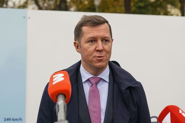 Строительство Rail Baltica подстегнула катастрофа с российским грузопотоком Строительство Rail Baltica подстегнула катастрофа с российским грузопотоком - Sputnik Латвия