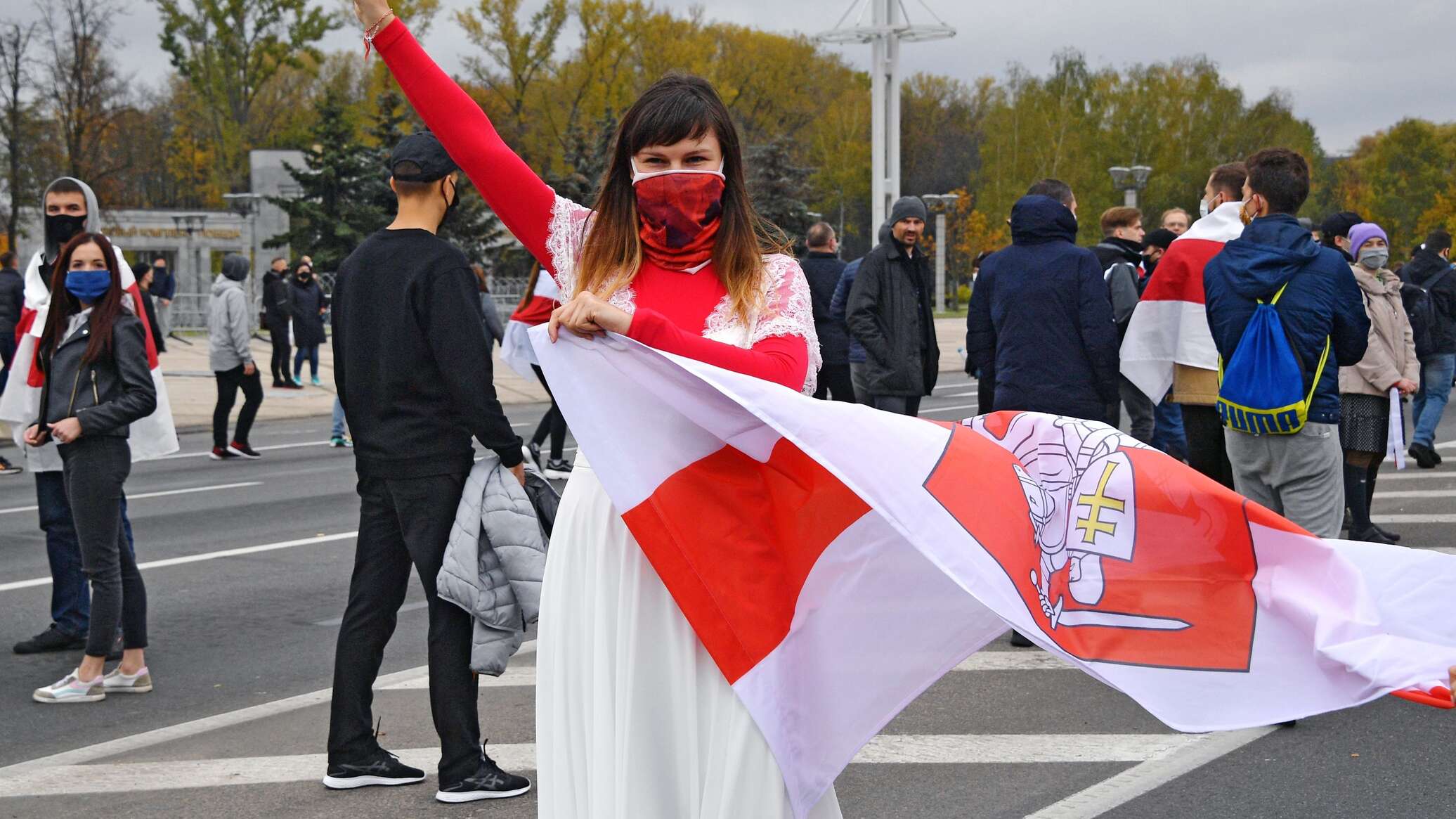 Флаг белорусской оппозиции бело красно белый