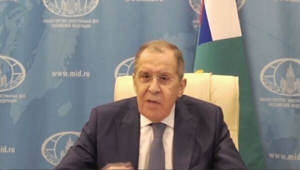 Лавров рассказал об обиде Запада из-за соглашения по Нагорному Карабаху - Sputnik Латвия