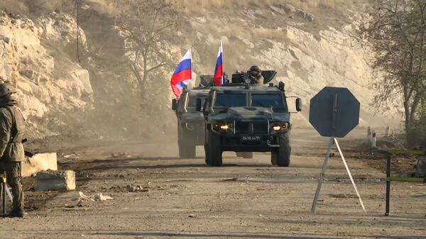 ЧП в Карабахе: российский военнослужащий ранен, азербайджанский - погиб ЧП в Карабахе: российский военнослужащий ранен, азербайджанский - погиб - Sputnik Латвия