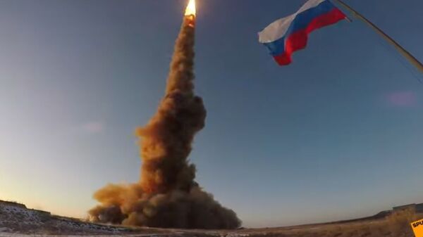 Испытательный пуск новой российской противоракеты на полигоне Сары-Шаган - Sputnik Латвия