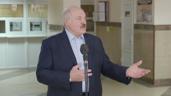 Лукашенко прокомментировал свое отстранение от посещения Олимпийских игр - Sputnik Латвия