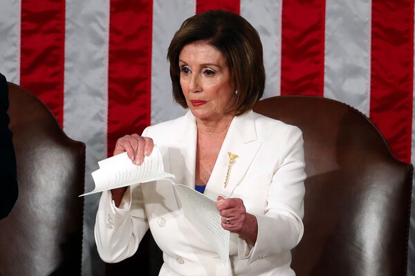 ASV Pārstāvju palātas spīkere Nensija Pelosi ASV Pārstāvju palātas spīkere Nensija Pelosi - Sputnik Latvija