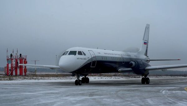 Il-114-300 pirmais lidojums. Kad sāksies lainera ražošana? - Sputnik Latvija