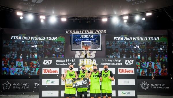 Латвийский клуб Рига стал победителем финального этапа Мирового тура по баскетболу 3х3 - Sputnik Латвия