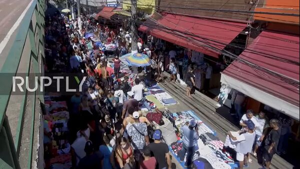 Brazil: Crowds seen Christmas shopping despite spike in coronavirus cases - Sputnik Latvija