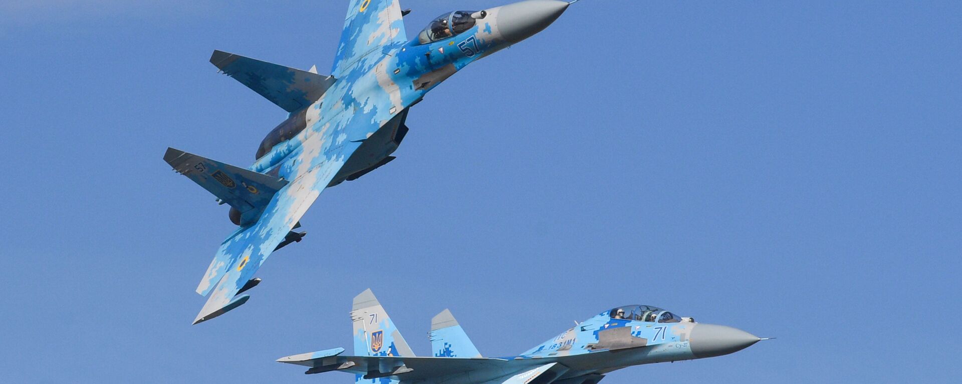 Истребители Су-27 ВВС Украины во время многонациональных учений «Чистое небо-2018» - Sputnik Latvija, 1920, 25.01.2021