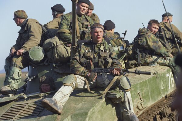 Atmaksa par 1994. gadu. Kā Grozniju attīrīja no teroristiem Atmaksa par 1994. gadu. Kā Grozniju attīrīja no teroristiem - Sputnik Latvija
