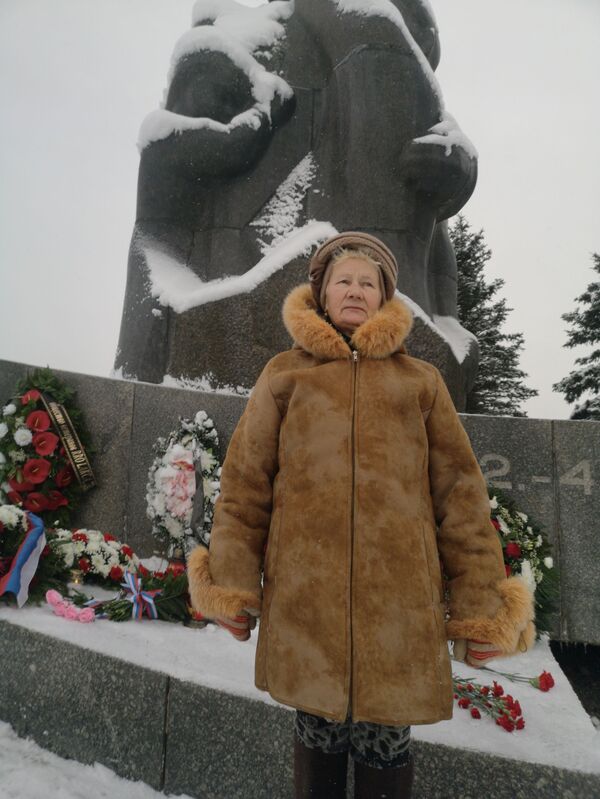 Семья была большая, восемь душ, всех и расстреляли: жительница Аудрини о трагедии 1942-го Семья была большая, восемь душ, всех и расстреляли: жительница Аудрини о трагедии 1942-го - Sputnik Латвия