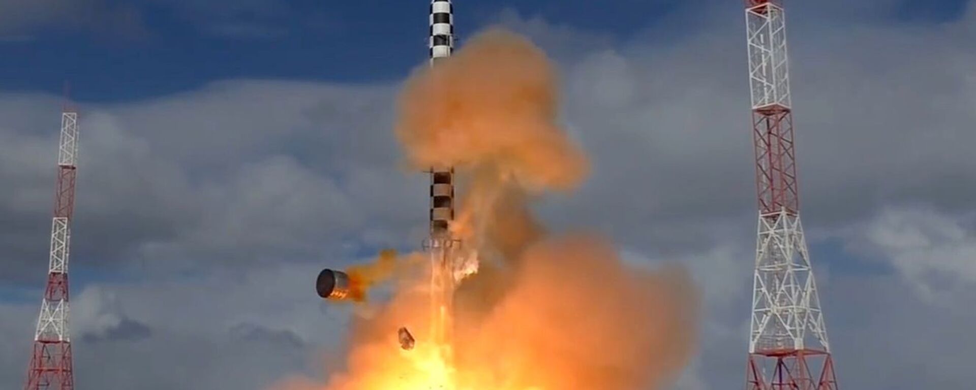 Запуск ракеты «Сармат» с космодрома «Плесецк» - Sputnik Latvija, 1920, 21.04.2022
