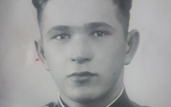 Таким 21-летний Гоша Смирнов появился в Риге в 1957-м - Sputnik Латвия