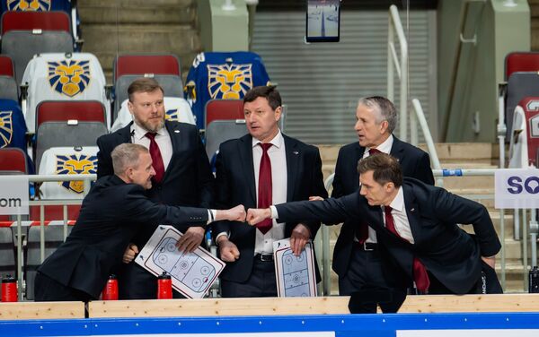 Тренерский штаб Боба Хартли выполнил первую задачу на сезон - выход в плей-офф - Sputnik Латвия