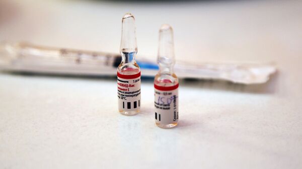 Российская вакцина от COVID-19 Спутник V (Гам-КОВИД-Вак) - Sputnik Латвия