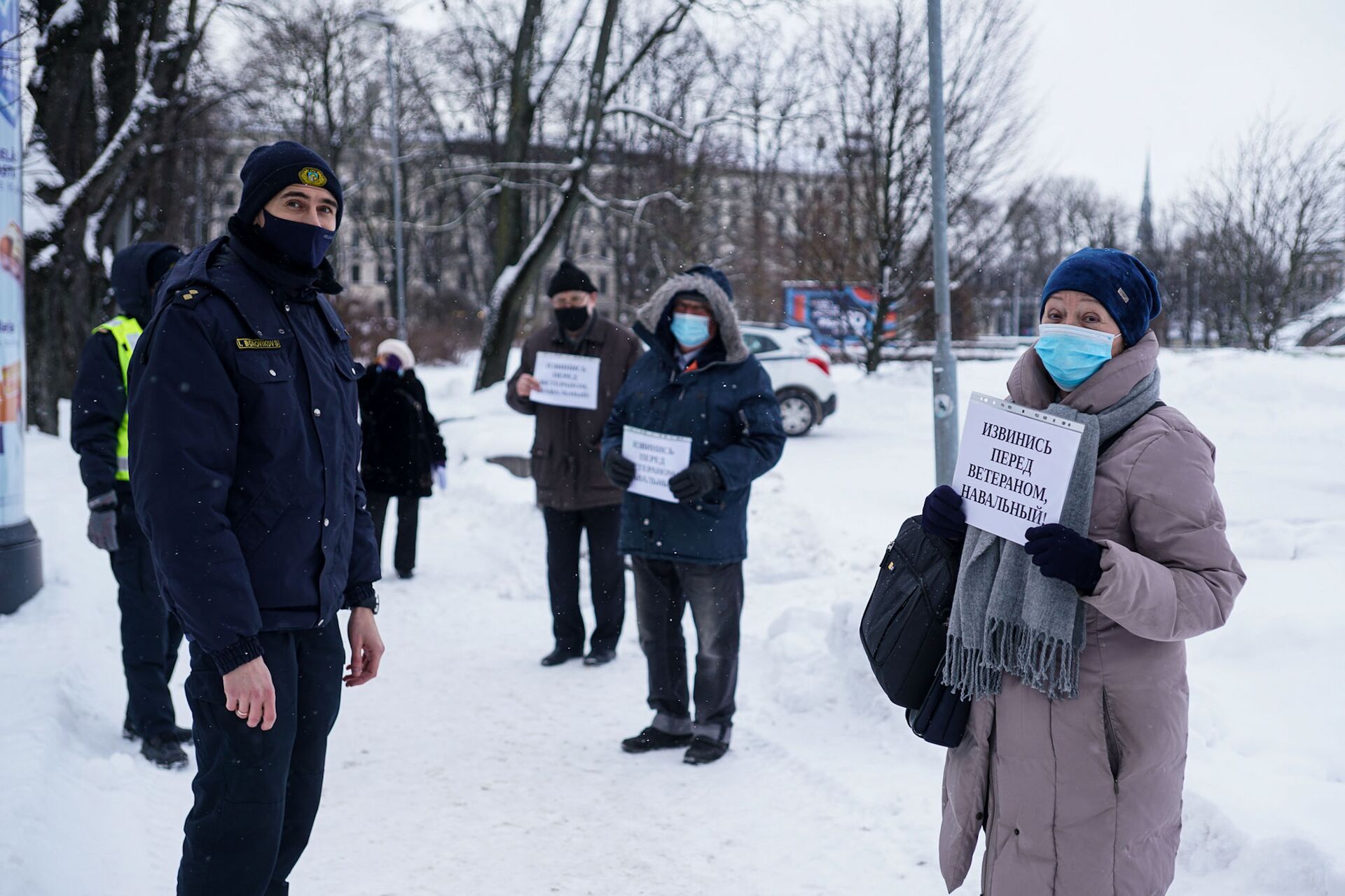 Ветераны в Латвии настаивают на извинениях от Навального Ветераны в Латвии настаивают на извинениях от Навального - Sputnik Латвия, 1920, 12.02.2021