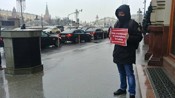 Пикет в защиту свободы слова в Латвии - Sputnik Латвия