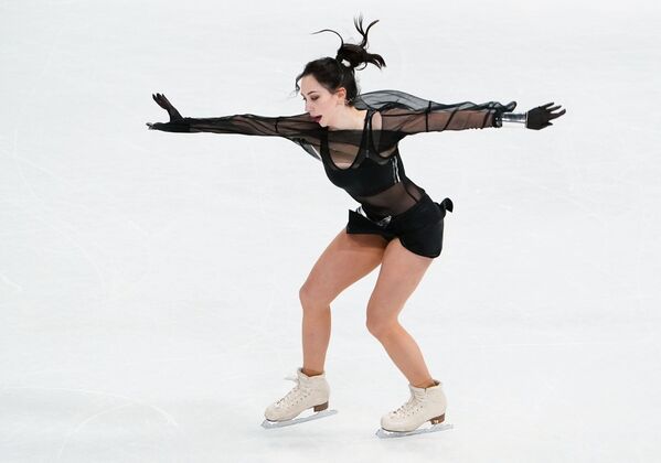 Елизавета Туктамышева выступает с короткой программой на чемпионате мира по фигурному катанию в Стокгольме Елизавета Туктамышева выступает с короткой программой на чемпионате мира по фигурному катанию в Стокгольме - Sputnik Латвия