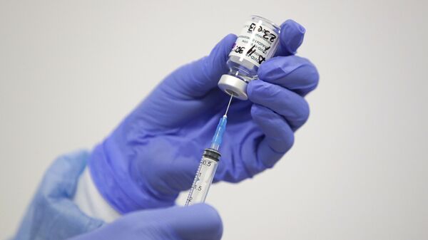 Вакцина Pfizer - Sputnik Latvija
