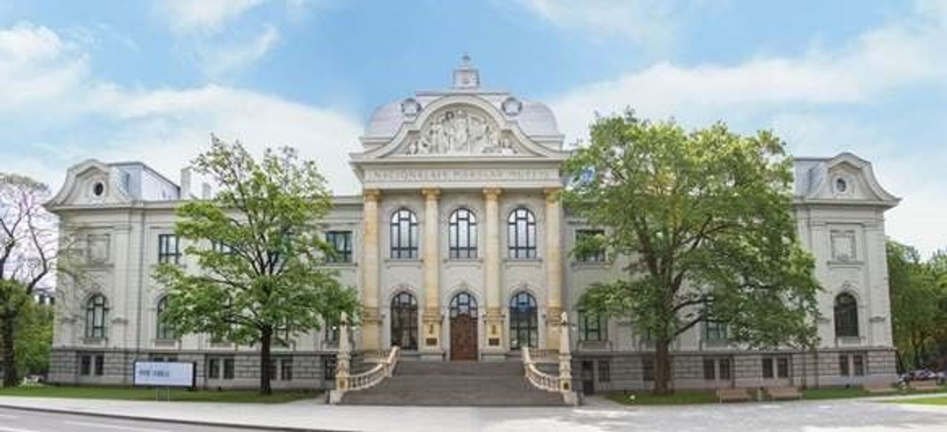 В рамках пилотного проекта для посещения до 4 мая открыт Национальный Художественный музей. - Sputnik Латвия, 1920, 01.06.2021