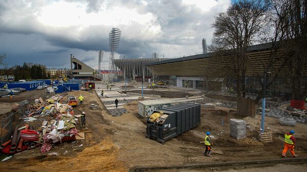 Строительные работы на новом ледовом холле на стадионе Даугава - Sputnik Латвия