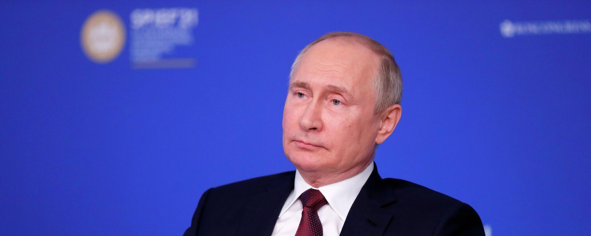 Президент РФ В. Путин провел встречу с руководителями ведущих мировых информационных агентств - Sputnik Латвия, 1920, 05.06.2021