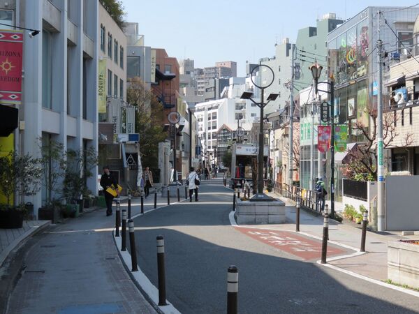 Улица Cat Street в Токио, Япония. - Sputnik Латвия