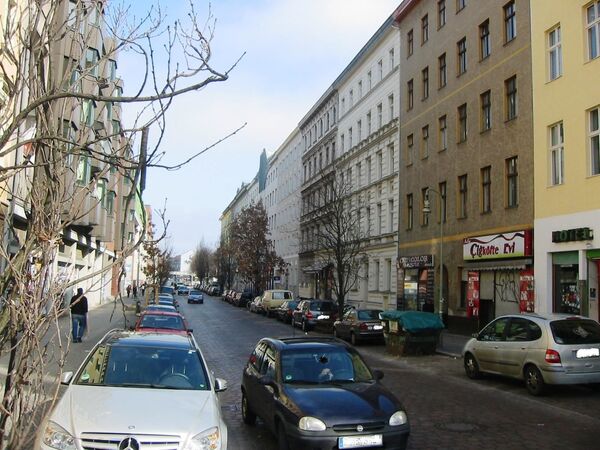 Улица Mariannenstraße в Берлине, Германия. Улица Mariannenstraße в Берлине, Германия. - Sputnik Латвия