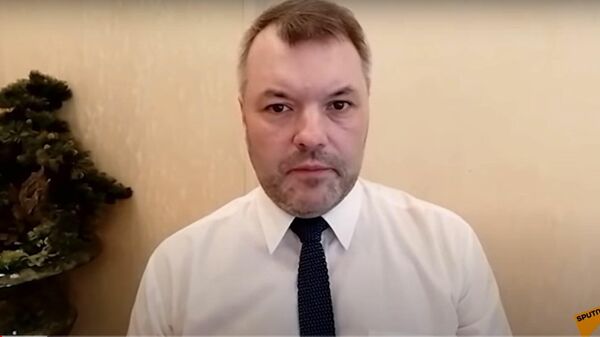 Чего добивается Британия? Солонников о провокации эсминца в Крыму - Sputnik Латвия