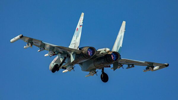 Совместные учения ВМФ и ВКС России в Средиземноморье
 - Sputnik Latvija