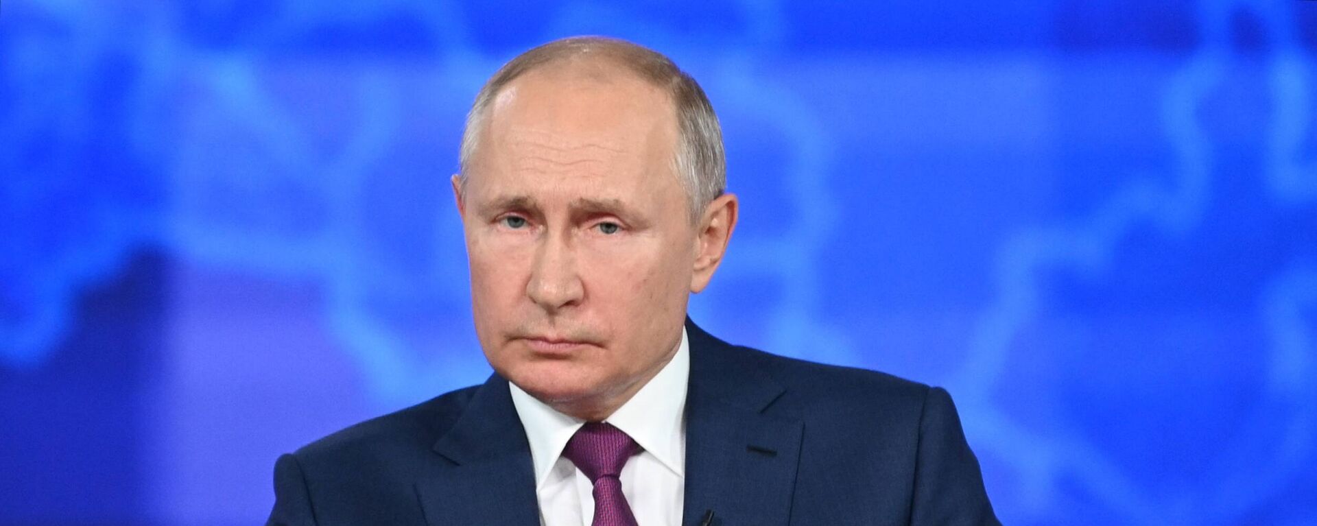 Прямая линия с президентом РФ Владимиром Путиным - Sputnik Латвия, 1920, 30.06.2021