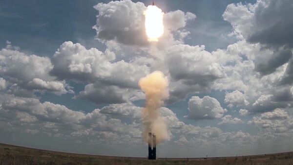 Не имеет аналогов в мире: в РФ прошли испытания ЗРС С-500 - Sputnik Latvija