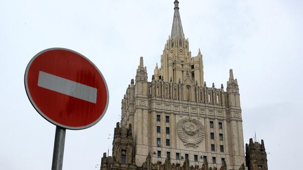 Здание Министерства иностранных дел РФ на Смоленской-Сенной площади в Москве - Sputnik Латвия