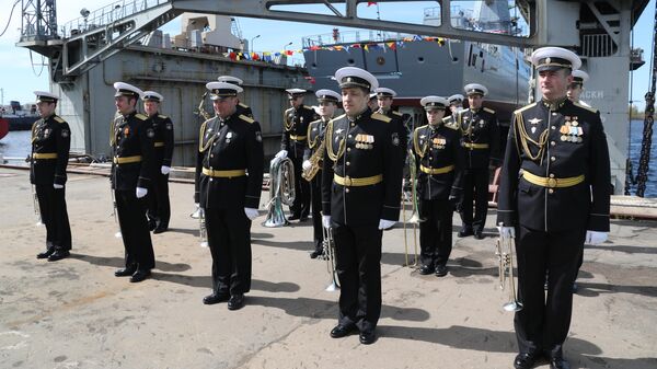 Fregates Admiral Golovko palaišana ūdenī - Sputnik Latvija