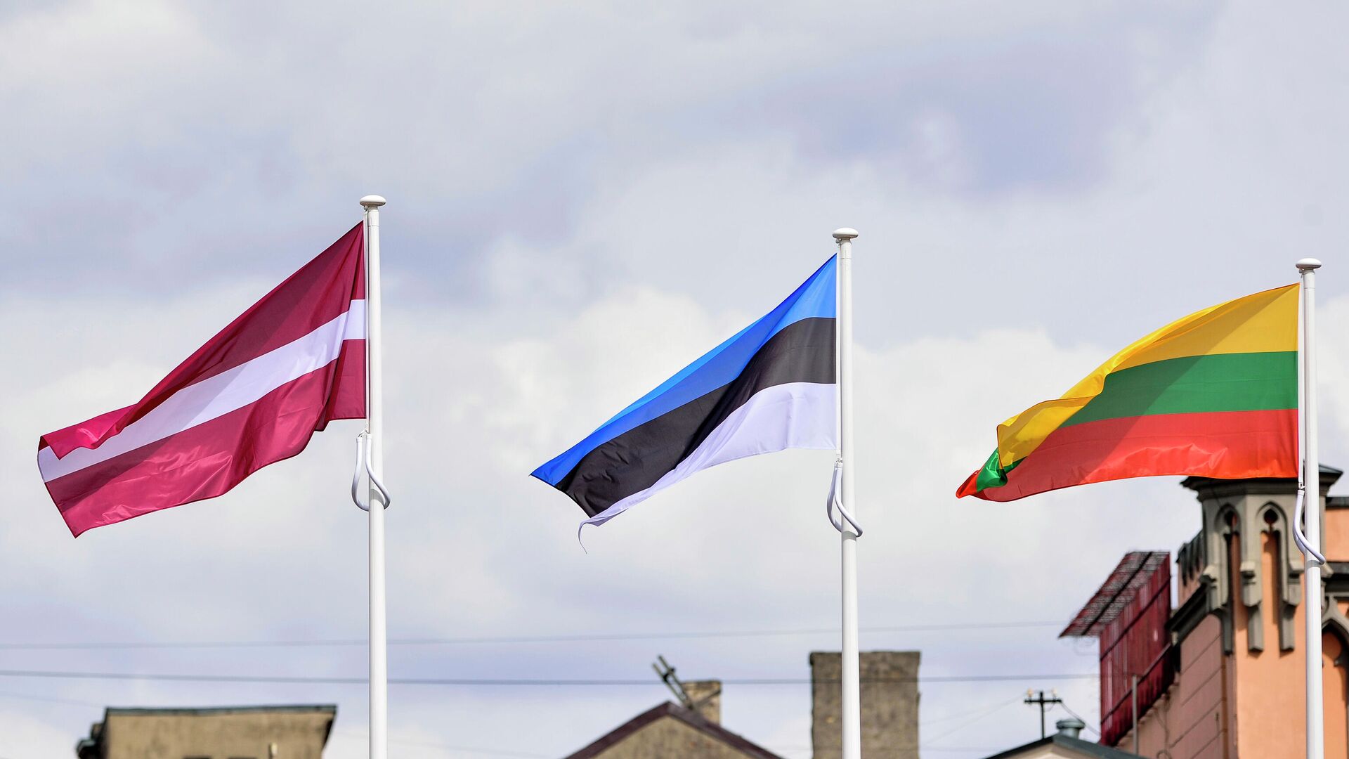 Флаги Латвии, Эстонии и Литвы - Sputnik Латвия, 1920, 10.02.2022