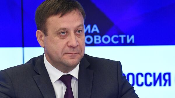 Шевцов: Россотрудничество увеличит квоты для всех стран СНГ - Sputnik Latvija
