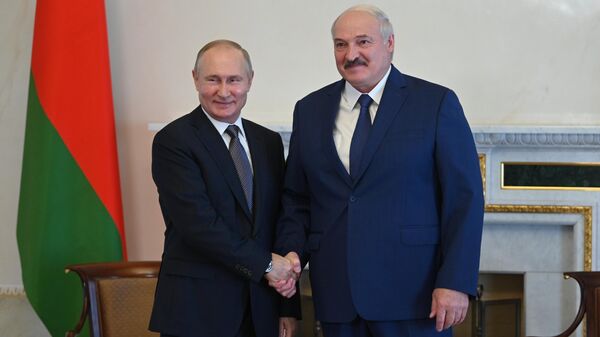 Рабочая встреча президента РФ Владимира Путина с президентом Беларуси Александром Лукашенко - Sputnik Латвия