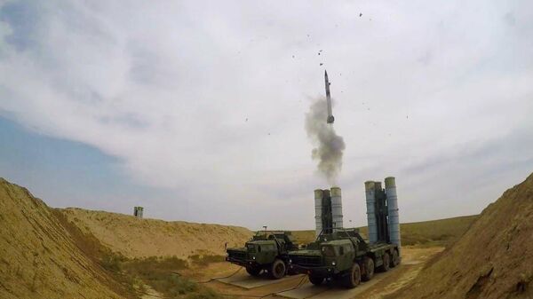 Цель уничтожена: боевые пуски зенитных ракет из ЗРК С-400 Триумф - Sputnik Latvija