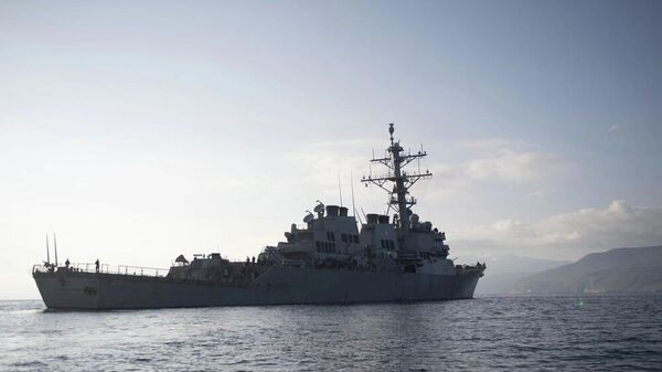 Американский военный эскадренный миноносец USS Donald Cook у берегов Греции - Sputnik Latvija