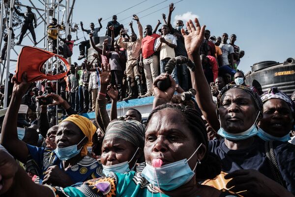 Slimnīcas atklāšanas ceremonija Kiberas graustos Nairobi Slimnīcas atklāšanas ceremonija Kiberas graustos Nairobi - Sputnik Latvija