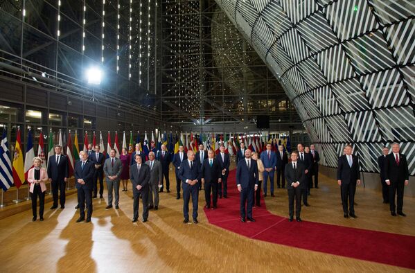 Участники саммита ЕС в Брюсселе. - Sputnik Латвия