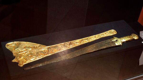 Скифский меч - экспонат выставки Скифское золото в Амстердаме, возвращенный на Украину - Sputnik Latvija