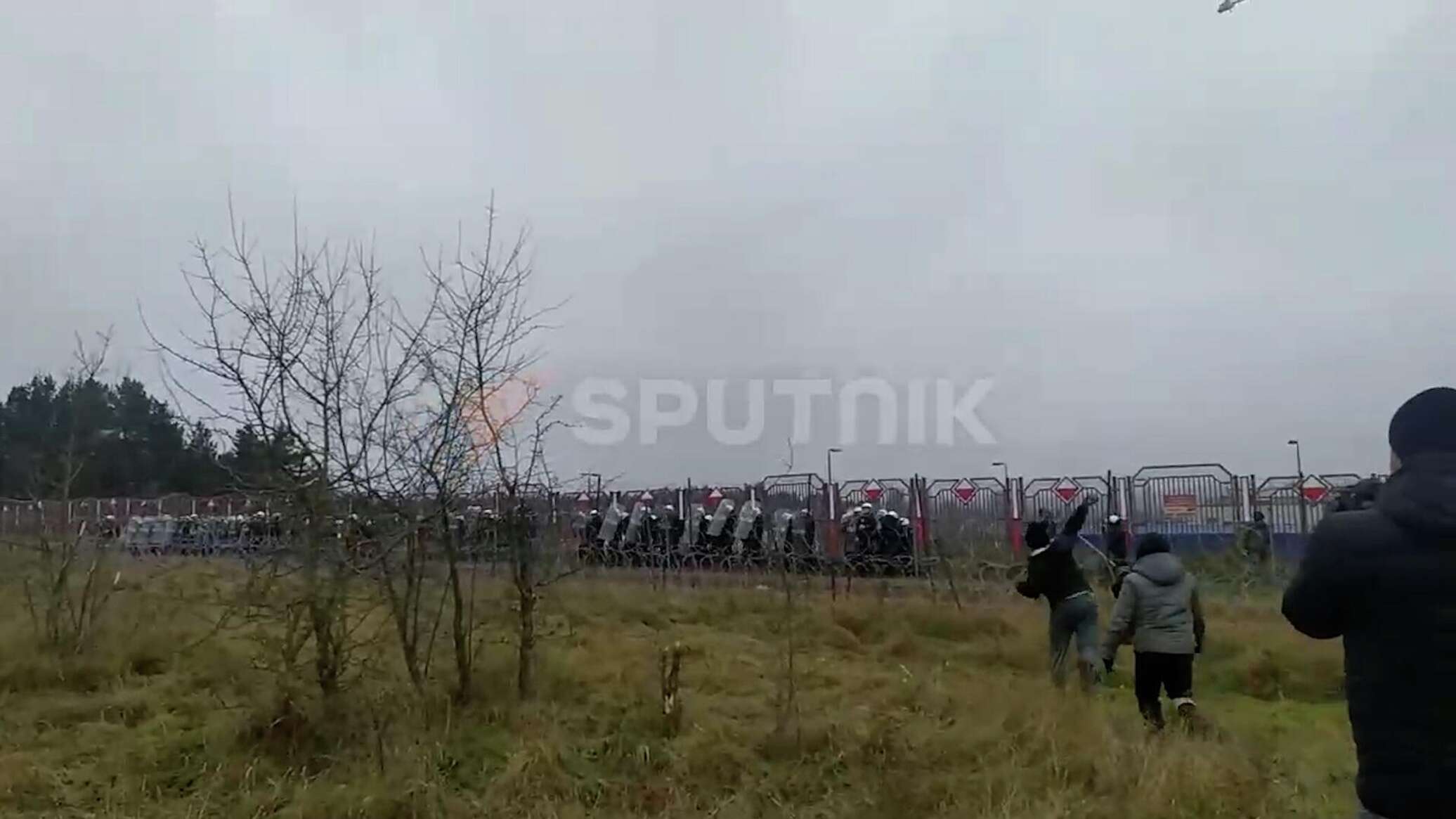 Граница армении и азербайджана. Границы таджикистана. Обострения на границе. Армия азербайджана. Пограничники кыргызстана.