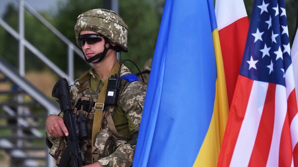 NATO valstu un Ukrainas kopīgas militārās mācības Trīs zobeni 2021 - Sputnik Latvija