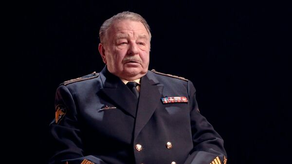 Экс-командующий Северным флотом адмирал Вячеслав Попов - Sputnik Latvija