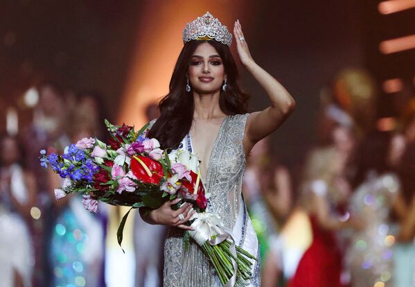 Победительницей конкурса &quot;Мисс Вселенная - 2021&quot; стала Харнааз Сандху из Индии. - Sputnik Латвия