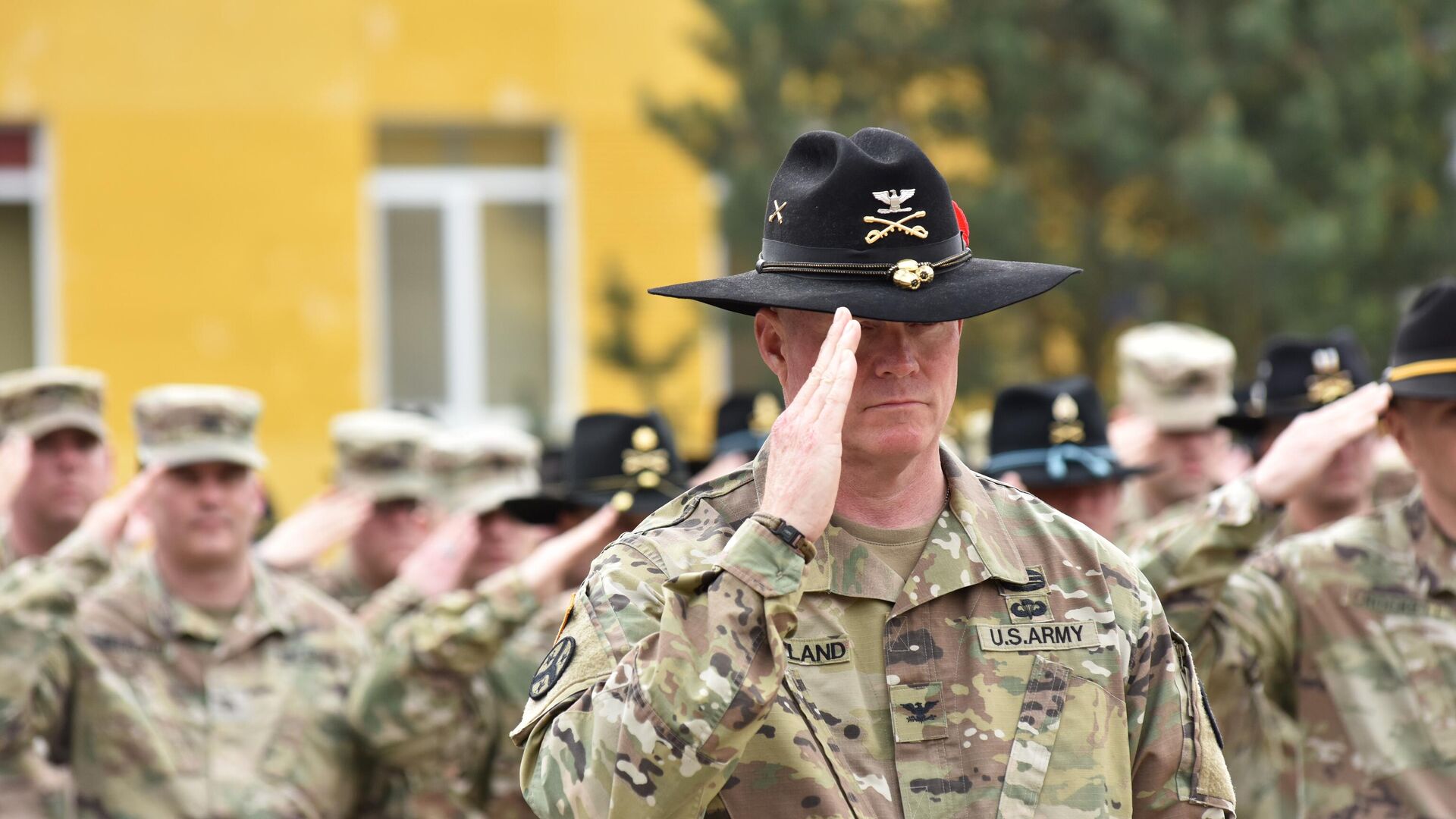 Американские военнослужащие во время ротации подразделений по подготовке военнослужащих Украины - Sputnik Латвия, 1920, 13.03.2022